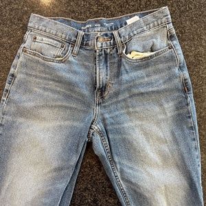 Old Navy Athletic Taper Fit 30x34 Jeans Stretch Denim Light Wash Soft EXCELLENT!